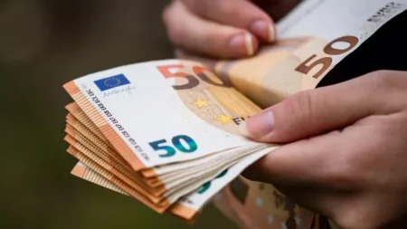 επίδομα-πακέτο-με-τον-μισθό-αυτοί-ο-101586