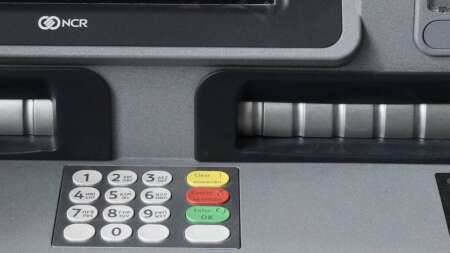 τράπεζες-νέα-χαράτσiα-στις-αναλήψεις-113537