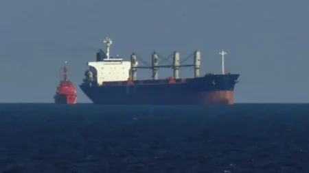 ektakto-χτύπnσαν-ελληνικό-πλοίο-στην-ερυθρά-θ-111588