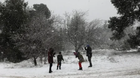 θα-το-στρώσει-και-μέσα-στην-αθήνα-κα-109907