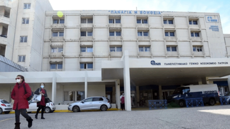 αισθάνθηκε-αδιαθεσία-κατέρρευσε-σε-122470