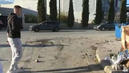 γέμισε-ο-τόπος-λουλούδια-θρηνούν-τον-19-126432