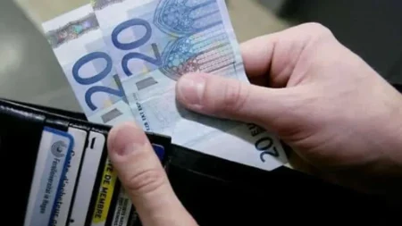 χαρούμενα-πρόσωπα-για-τον-κατώτατο-μiσ-127276