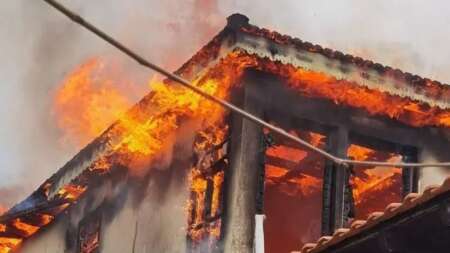 ο-θεός-θα-βάλει-το-χέρι-του-φωτιά-τώρα-σ-124854