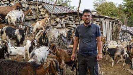 τα-παράτησε-όλα-μετακόμισε-στο-χωριό-τ-131512