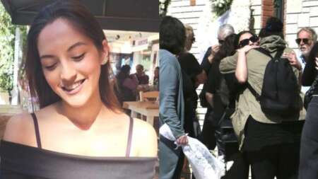 φορεί-στεφάνι-στα-μαλλιά-είναι-ντυμέν-130072