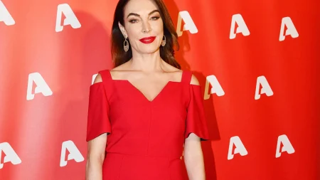 εδώ-ο-κόσμος-δεν-έχει-να-φάει-η-στεφα-145575