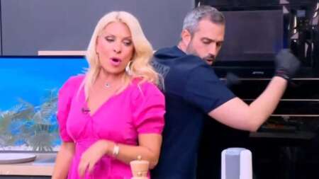 πράσινη-η-ελένη-μενεγάκη-ο-on-air-ξέφρενο-146111