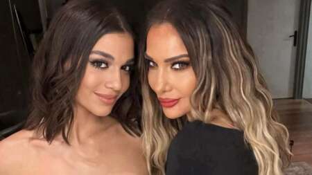 σαν-20χρονη-η-δέσποινα-βανδή-ποζάρει-146770