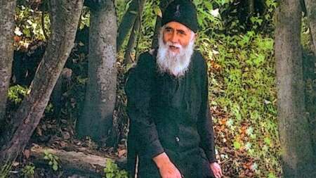 επιβεβαιώνεται-η-προφητεία-του-αγίου-141853