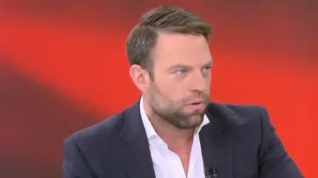 με-νέο-αξύριστο-λουκ-ο-κασσελάκης-ο-π-155125