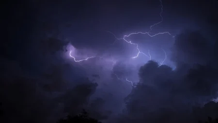 προειδοποίηση-για-κεραυνούς-σε-αττικ-155232