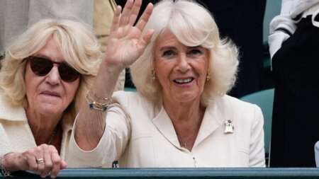 δύσκολες-ώρες-για-την-βασίλισσα-καμίλ-184914