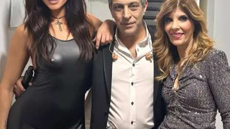 χαμός-με-την-καλλονή-τραγουδίστρια-δι-195619