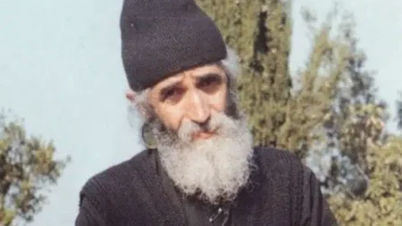 άγιοσ-παϊσιοσ-τι-να-κάνετε-όταν-ο-θεός-198730