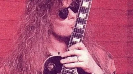 θρήνος-έφυγε-πασίγνωστος-τραγουδιστ-200325