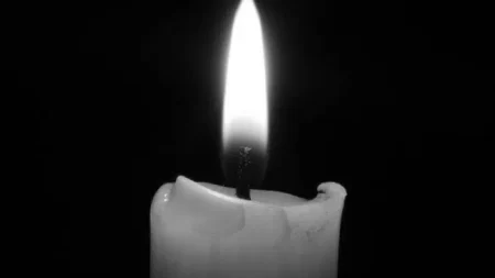 έφυγε-γνωστός-τραγουδιστής-🔻-198834