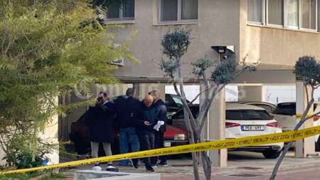 εικόνες-σοκ-νεκρή-35χρονη-σε-πάρκινγκ-π-199018