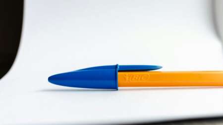 εάν-έχετε-στυλό-bic-κρατήστε-το-πάντα-κον-201377