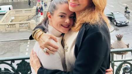 μιμή-ντενίση-στο-παρίσι-με-την-24χρονη-κ-201282