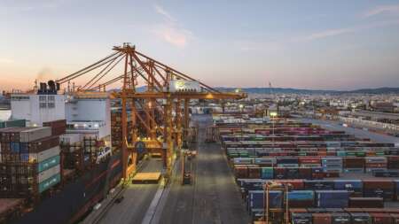 έκτακτo-πωλείται-το-λιμάνι-θεσσαλονίκ-198744