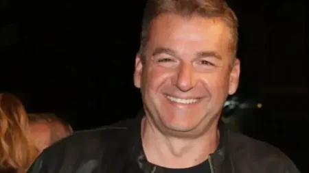 ζει-σαν-κροίσος-auτός-είναι-ο-μισθός-που-200654