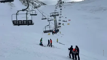 σοκαριστικό-έπεσε-τελεφερίκ-σε-πίστα-199879