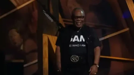 θλίψη-για-τον-θρυλικό-τραγουδιστή-που-198489