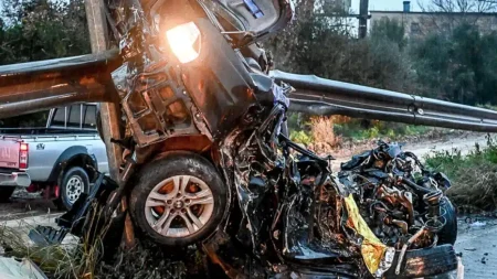 δύσκολες-ώρες-τώρα-έναν-σταυρό-και-μι-199516