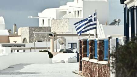 σαντορίνη-προς-παράταση-των-έκτακτων-204696