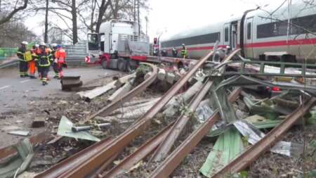 εκτακτο-τωρα-συγκρουση-τρενου-με-φορτ-204717