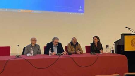 καθηγητές-απθ-υδρογονάνθρακες-η-αιτί-207816