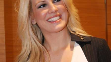 εκτακτη-ειδηση-για-την-ρανια-θρασκια-205931