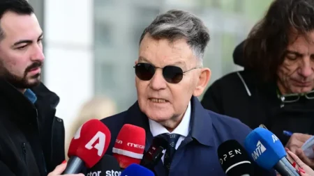 σοκ-σε-πολύ-κρίσιμη-κατάσταση-o-αλέξης-207268