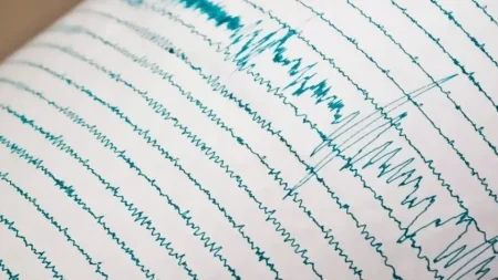 ισχυρός-διπλός-σεισμoς-τώρα-πάνω-από-5-205934