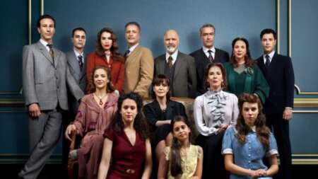 οι-έλληνες-την-κράζουν-οι-ξένοι-την-απο-204116