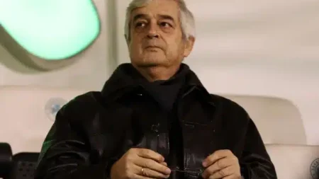 στο-νοσοκομείο-θρύλος-του-ελληνικού-π-202642