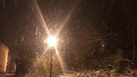 χιονίζει-τώρα-στην-αττική-206526