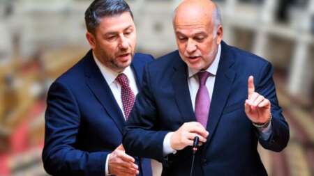 ο-κακός-χαμός-στη-βουλή-τωρα-209424