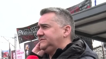 άστραψε-και-βρόντηξε-ο-δημήτρης-πλακι-209093