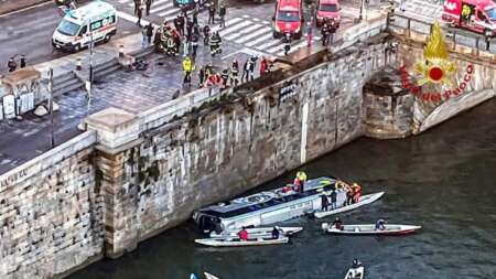 τραγωδία-πούλμαν-έπεσε-σε-ποτάμι-νεκ-213614