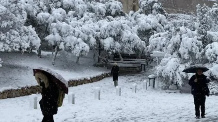 καιρός-σφοδρή-κακοκαιρία-με-χιονοπτώ-211044