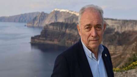 bomba-me-meγαλο-σεισμο-στη-σαντορινη-210093