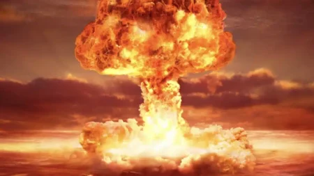 να-έχετε-φάρμακα-νερό-και-τουλάχιστο-212369