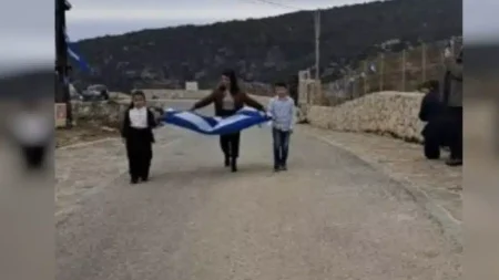 γαύδος-με-περηφάνια-παρέλασαν-και-φέτ-213354