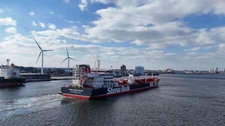 νέα-tραγωδiα-τουλάχιστον-32-νεκροί-αδιαν-210308