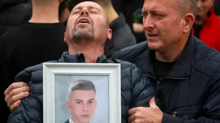 έναν-τον-είχα-γιατί-σπαραγμός-από-211967