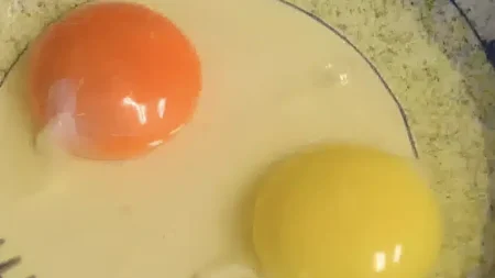 τι-σημαίνει-αν-ο-κρόκος-ενός-αυγού-είνα-213999