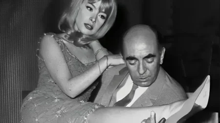 42-ετών-ηθοποιός-και-φωτομοντέλο-η-πιο-μ-218637