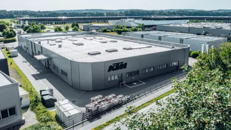 βουλιάζει-στα-χρέη-μεγάλη-εταιρεία-219428